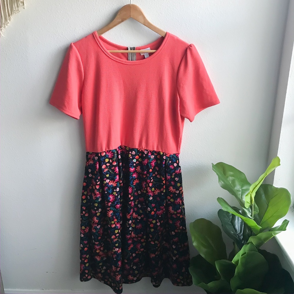 LulaRoe Amelia Dress Peach and Floral Size 2XL